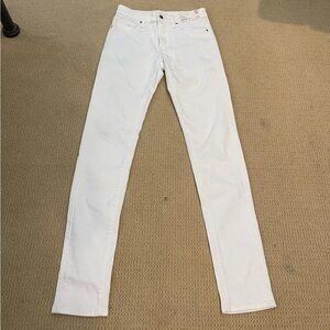 UNIQLO whire jeans size 28